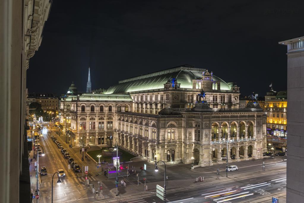 De Luxe Staatsoper By Ichbucheat