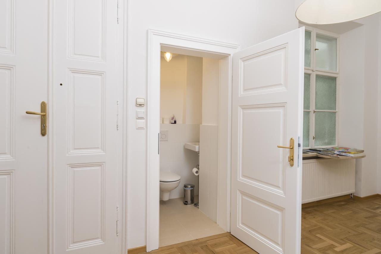 De Luxe Staatsoper By Ichbucheat Appartement Wenen