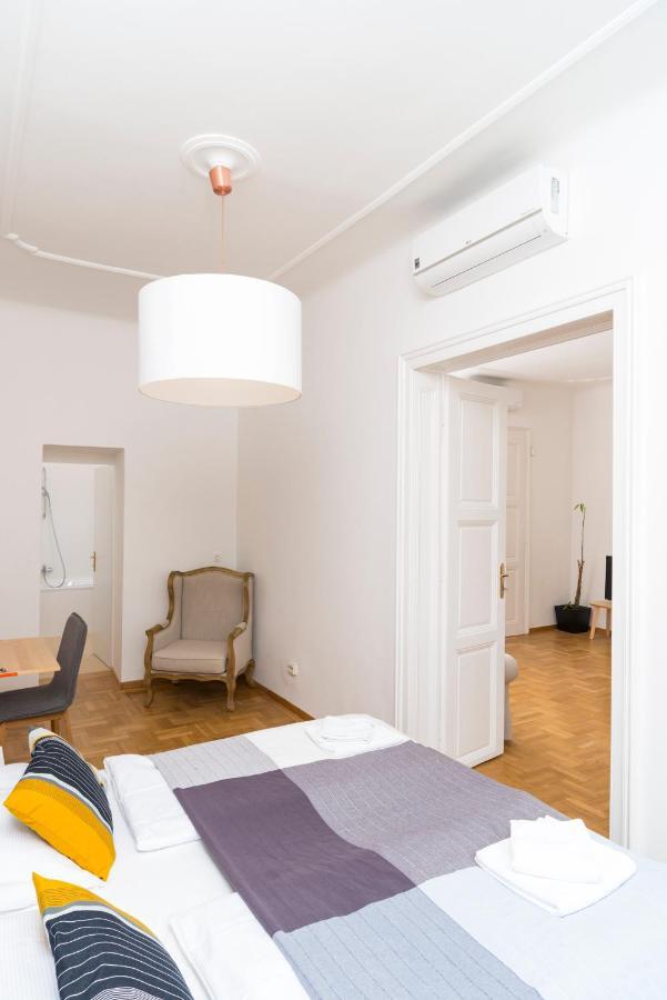 Appartement De Luxe Staatsoper By Ichbucheat Wenen